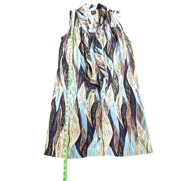 LL Bean Rayon Sleeveless Dress Abstract Leaf Pattern Fabric Tie at Neck, Size 10 - Picture 6 of 8